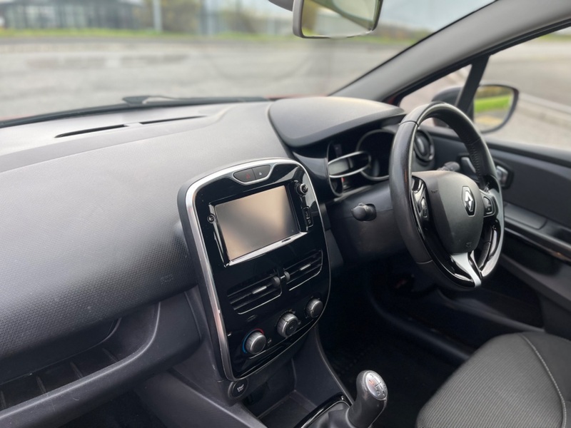 RENAULT CLIO