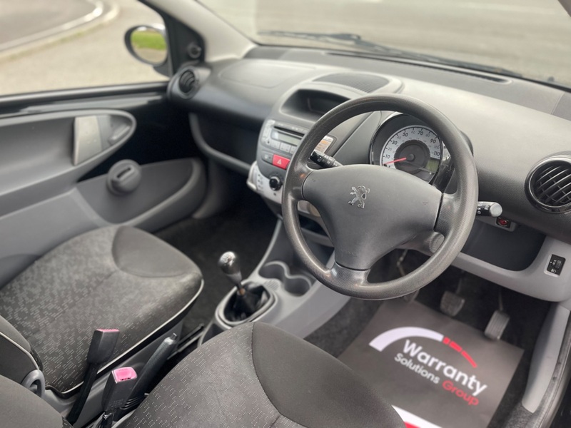 PEUGEOT 107