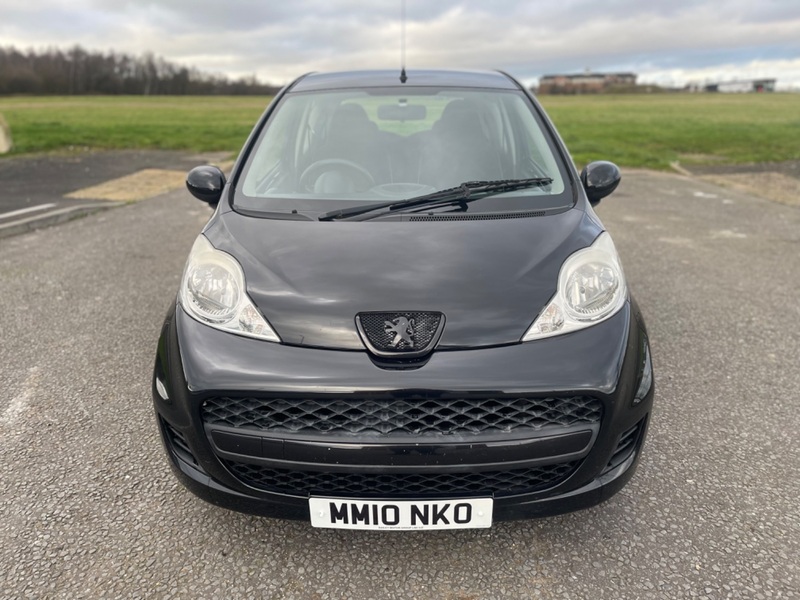 PEUGEOT 107