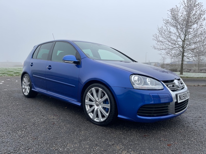 View VOLKSWAGEN GOLF 3.2 V6 R32 4MOTION 5dr