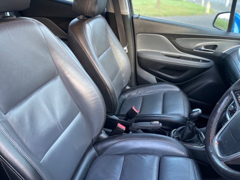 VAUXHALL MOKKA