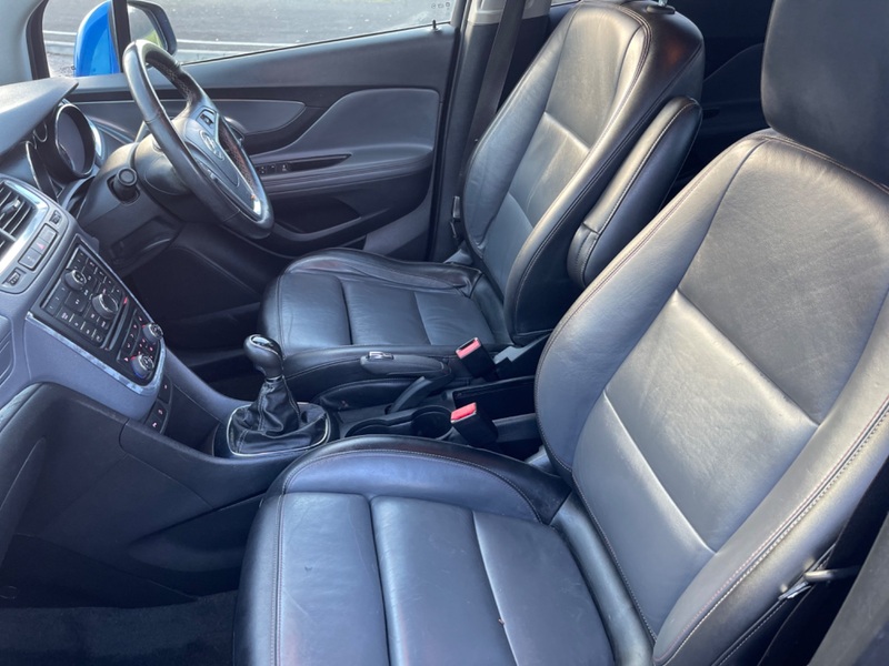 VAUXHALL MOKKA