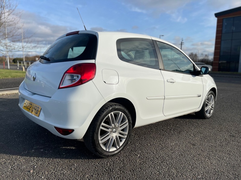 RENAULT CLIO