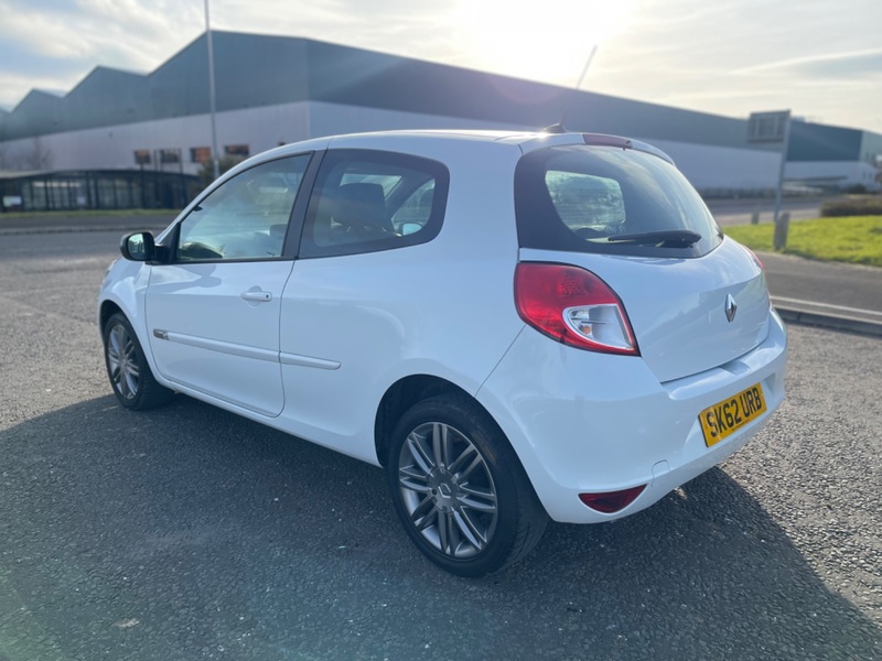 RENAULT CLIO