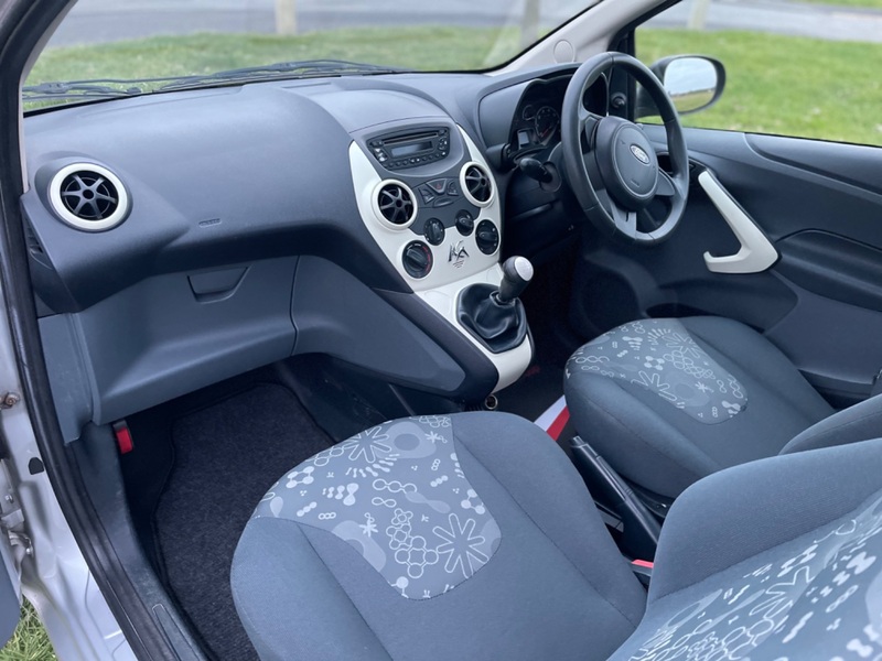 FORD KA