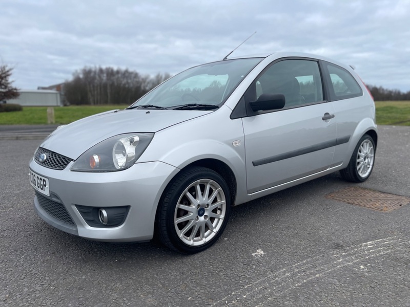 View FORD FIESTA ZETEC S 16V
