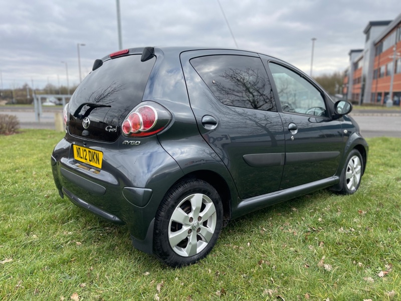 TOYOTA AYGO