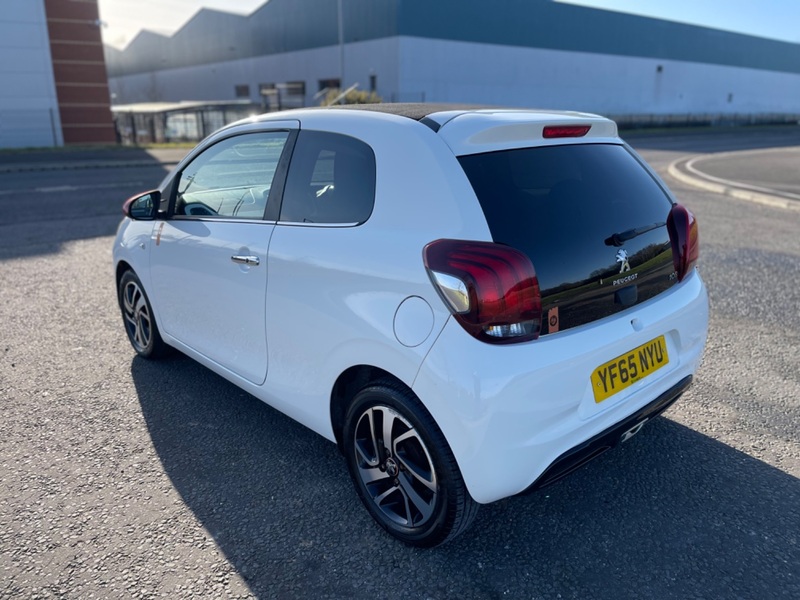 PEUGEOT 108
