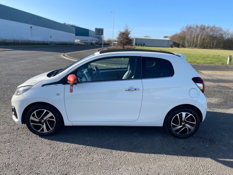 PEUGEOT 108