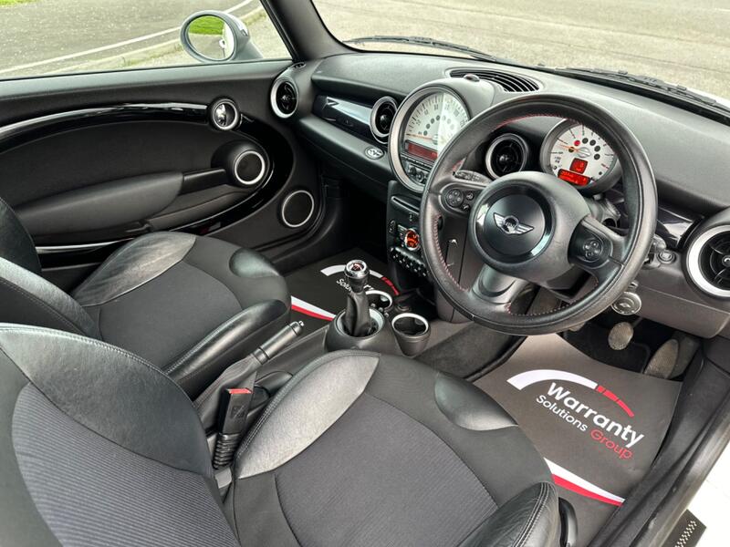 MINI CABRIOLET