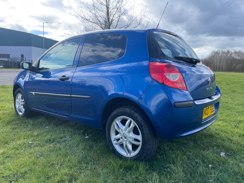 RENAULT CLIO