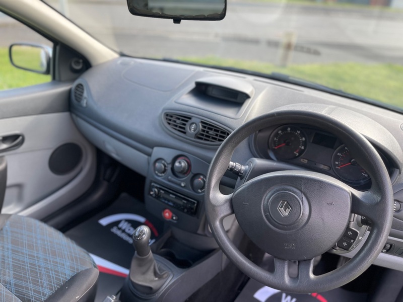 RENAULT CLIO