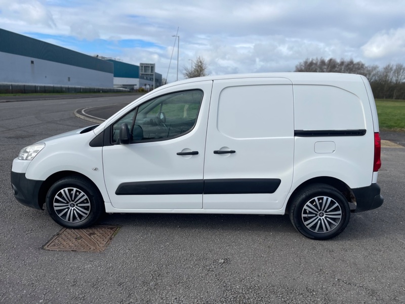 PEUGEOT PARTNER