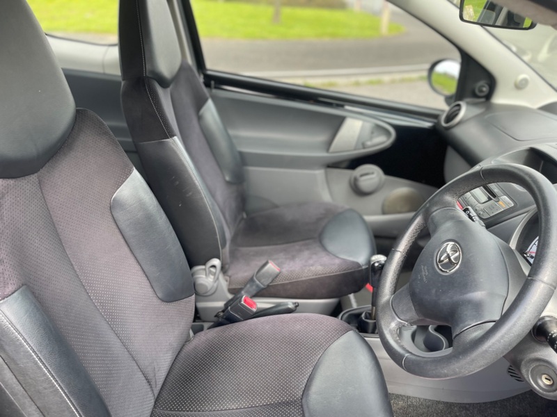 TOYOTA AYGO