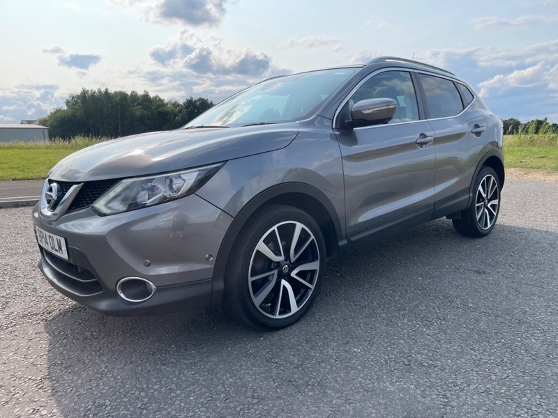 View NISSAN QASHQAI TEKNA DIG-T