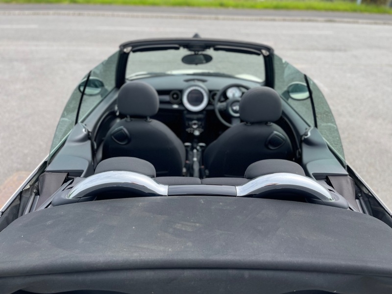 MINI CABRIOLET