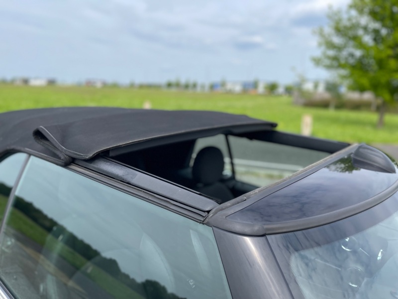 MINI CABRIOLET