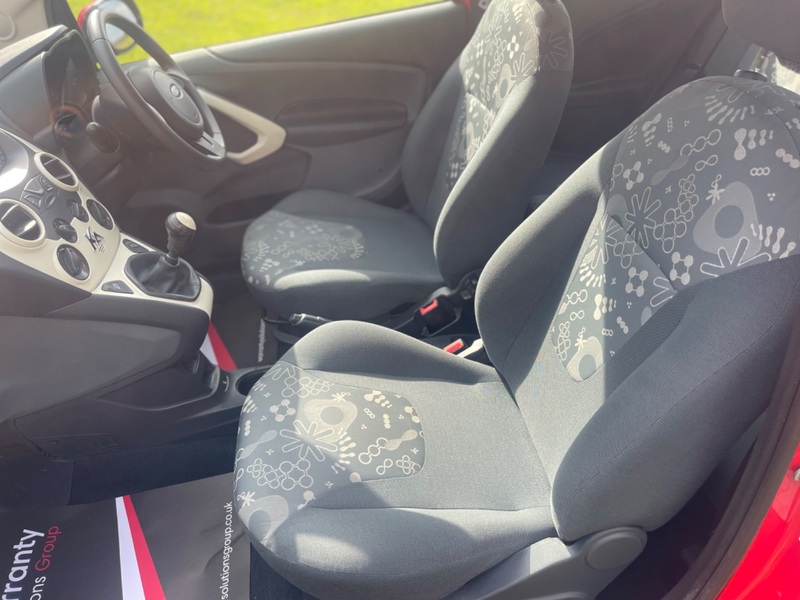 FORD KA