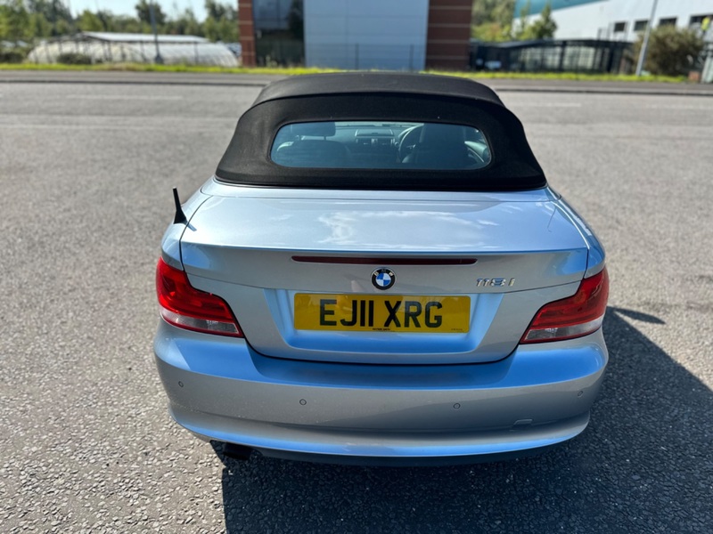 BMW 1 SERIES