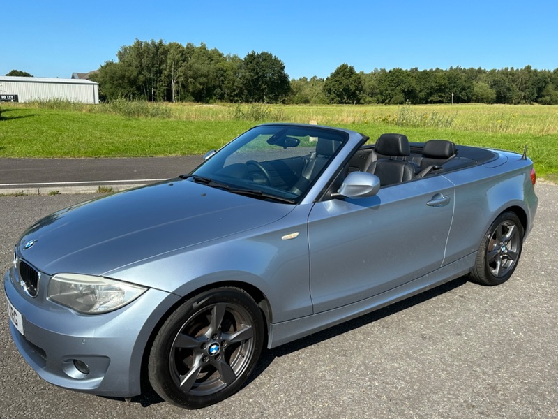 BMW 1 SERIES