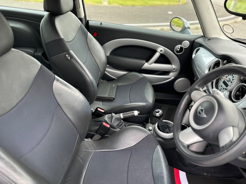 MINI HATCH COOPER
