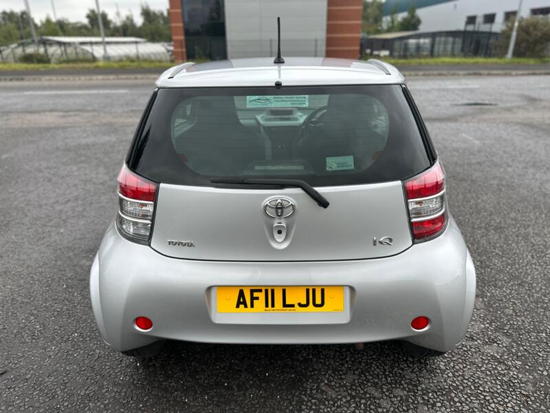 TOYOTA IQ