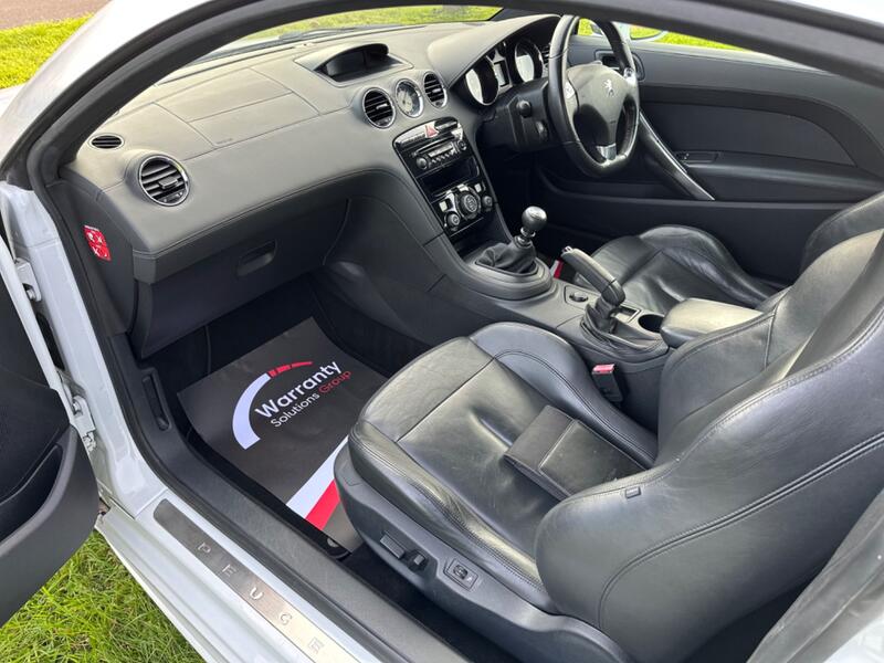 PEUGEOT RCZ