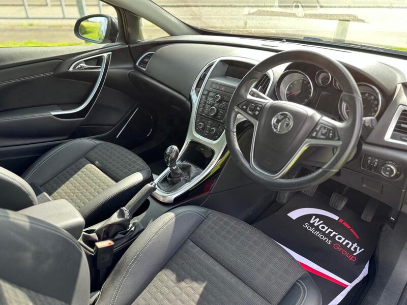 VAUXHALL ASTRA