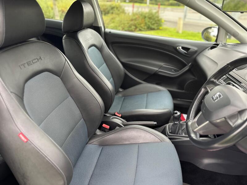 SEAT IBIZA