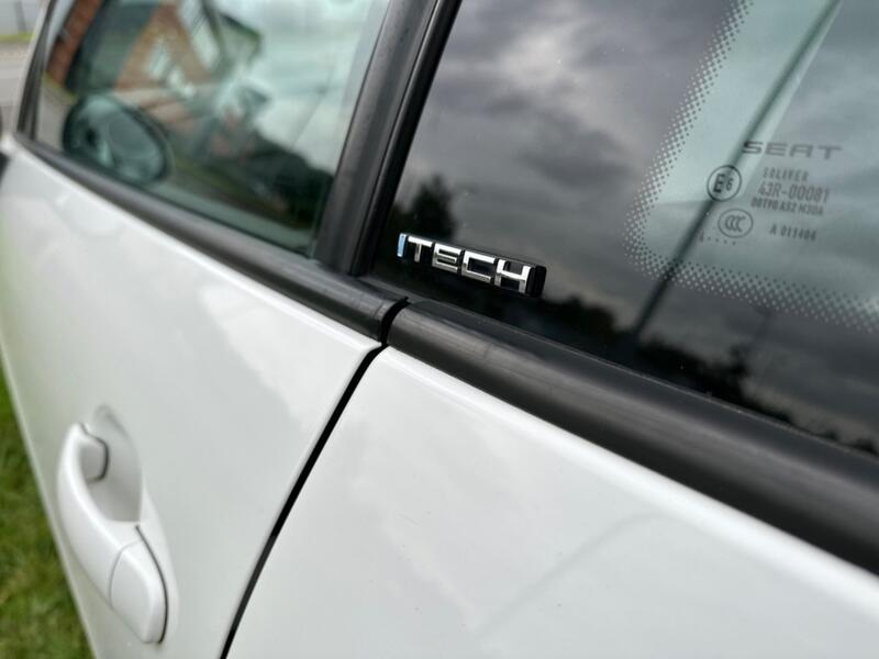 SEAT IBIZA
